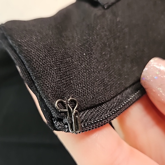 CACHET black midi dress with sheer sleeve embellishments size 8 - Picture 8 of 11